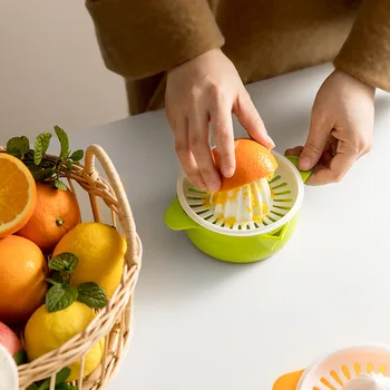 1 stykke bærbare mini saftpresser presse citron saft af frugt juicer hjem køkken tilbehør til baby ' s ekstra mad at trykke på