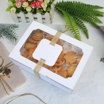 12pcs Kraftpapir Candy Box Fordel gaveæske PVC Klart Vindue Cookies Behandler Kasser Bryllup Julegave Party Decor Nye År