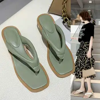 2021 nye Fe Style Crystal special-formede og sildeben kvinders sandaler firkantet tå sandaler sommer net røde halvdel