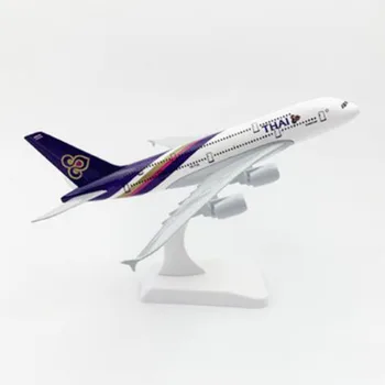 20CM 1:400 skala Airbus 380 A380 model THAI Thailand fly med base legering flyvemaskine collectible vise toy modeller