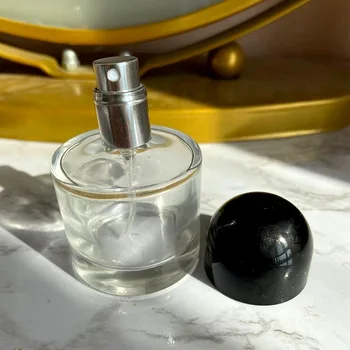 30 ML Tom Kosmetiske Genpåfyldelig Emballage Hætteglas Runde Sort Hvide Låg Transparen Glas Parfume Spray Flaske 10pieces/Masse