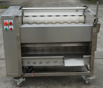 Automatisk kartoffel gulerod rengøring vask tapioka yuca cassava peeling machine #Ghana