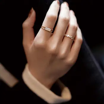 Designerens unikke kreative indlagt pladsen diamant åbning justerbar ring med retro-charme fra lys luksus damer mærke sølv smykker