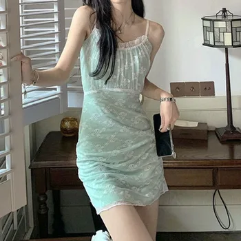 Elegant Vintage Kjole Kvinder Sexy Lace Folder Slank Mini Camisole Evening Party Dress 2021 Sommer Et Stykke Klæde Korea Kawaii Tynd