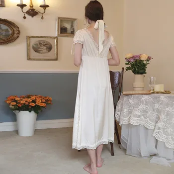 Fe kort-langærmet nightdress kvindelige lang sexet silke foråret og sommeren tynd prinsesse elegant palads pyjamas home service