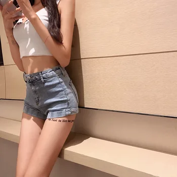 Foråret og sommeren 2021 nye koreanske smarte sexet joker hip jeans shorts til kvinder af høj talje slank bred ben bukser