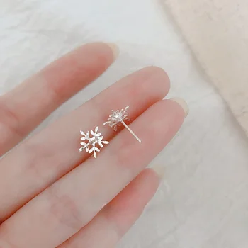 Friske Mini Style Sølv Farve Crystal Solitaire Øreringe Indlagt Zircon Øreringe Til Søde Kvinder Pige Bryllup Part Gave