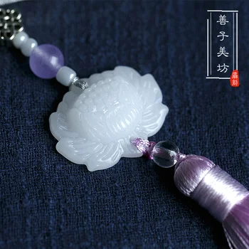 Håndlavet Klassisk Kinesisk-stil med Cheongsam Lotus Kalcedon Gradient Kvaster Pres Revers Vedhæng