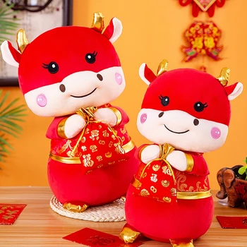 Kinesisk nytår Dyr Bløde Røde Kvæg Dukke Ko Heldig Dukke tøjdyr Plush Ko Dukke til 2021 Okse Kinesisk nytår