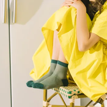 Kvinde Sokker Mode Ultra-tynd Gennemsigtig Krystal Silke Sokker Casual Stribet Harajuku Retro Sommeren Mesh Tynde Sokker