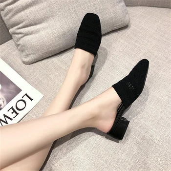 Kvinders sko, tøfler 2021 sommeren nye koreanske mode firkantet tå tyk med flyvende vævet one-step Baotou halvdelen tøfler