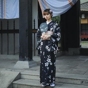 Kvinders Traditionelle Japanske Kimono Sort Farve blomsterprint Klassiske Yukata Cosplay Kjole Satge Udfører Bære Morgenkåbe