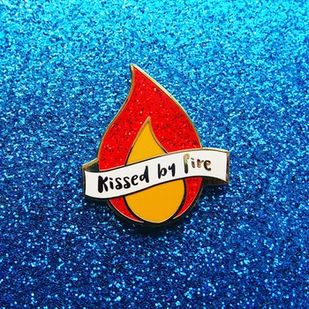 Kysset Af Brand Hårde Emalje Pin-Glitter Lyse Varme Flamme Medalje Broche, Tilbehør, Mode Revers Rygsæk Pin Smykker Gave