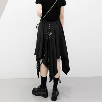 Lange Gotiske Dame Harajuku Nederdel Sort Punk Uregelmæssige Længde Pige Nederdel Nitter Bånd Spænde Sommeren Koreansk Mode Street Klud