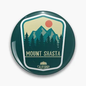 Mount shasta i Californien Mountain yvl Blød Emalje Pin Brochen Metal Smykker Revers Pin Sjove Kreative Elsker Indretning Badge Kvinder
