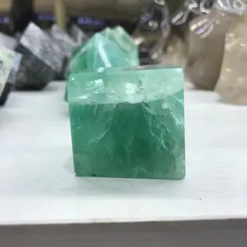 Naturlig Grøn Fluorit cubic Healing Energi Reiki Sten Obelisk Ornamenter Crystal Hjem Dekoration Mineral Malm prøve