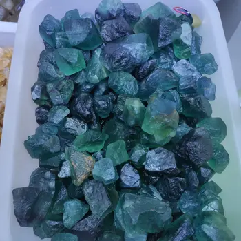 Naturlig rå blå fluorit rå sten naturlige kvartskrystaller mineral energi-sten for healing