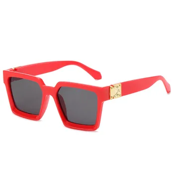 Nye Fashion Damer Square Solbriller Kvinder Goggle Nuancer Vintage Brand Designer Overdimensionerede solbriller UV400-Brillerne