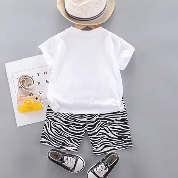 Nye Sommer Spædbarn Casual Tøj Sæt Baby Drenge Smiley Face Print T-shirt+ripple Shorts med Solcreme Ærme Børn Piger Outfits