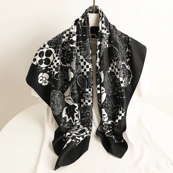 Nye Twill Med Tørklæde Firkantet Tørklæde Til Kvinder Mode Print Tørklæde Stirp Hals Sjal Dame Hånd Taske Hijab Foulard 2021 Bandana