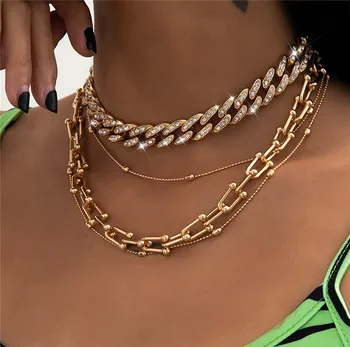 Overdrivelse Atmosfære Fuld Diamanter Cubanske Spænde Halskæde Kvindelige Personlighed Runde Perle U-formet Spænde Blandet Halskæde Smykker