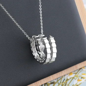 Retro Slange Bone Vedhæng Lys Atmosfære Luksus Indlagt Semi diamant Slange Formet Halskæde Women ' s Simple Trend Smykker