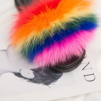 Rigtigt forår sommer regnbuens farver fox hair slipper kvindelige sommer bære en flip-flop pels pels slipper komfortable sko kvinder