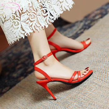 Sexet Stil Behagelig Sommer Sandaler Mode Spænde Sort Hvid Grøn Rød Høje Hæle Stilet damesko stor størrelse