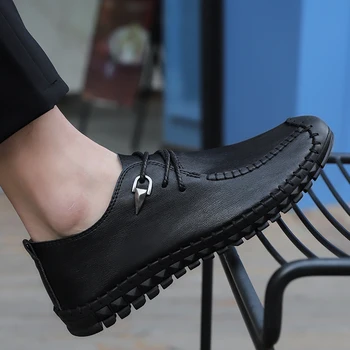 Shoes Hombre Afslappet Casual Mandlige Sko Sko Læder Til Mænd Mand Fashion Herre Hot Salg Mænd Sort Flade Sneakers til Foråret