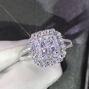 Smukke Firkantede Form Kvinder Ring Fuld Bling Iced Out Micro Bane Crystal Zircon Blændende Brude Ring Bryllup Engagere Ring