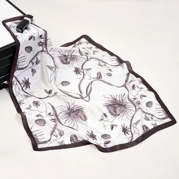 Sommeren nye stil og høj kvalitet af mulberry silke 53*53cm silke, blad plante, blomst mønster, mode lille firkantet tørklæde til damer