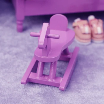 Søde Piger 1:12 Træ Dukkehus Gyngehest Stol Miniature Møbler Model Toy
