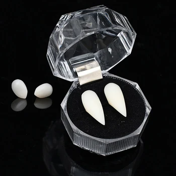 Tandproteser Simulering af Zombie Tænder Halloween Dress up Rekvisitter 19mm Miljøvenlige harpiks materiale
