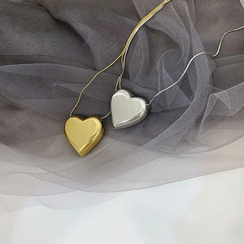 Titanium Stål Mode Minimalistisk Glat Stort Hjerteformet Vedhæng Halskæde I Sølv Farve Søde Charme Halskæde Til Kvinder