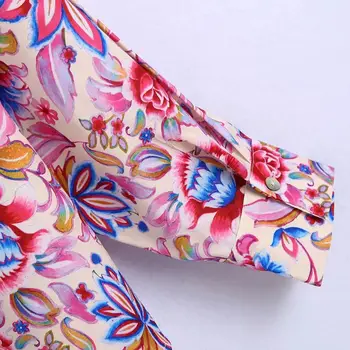 Za 2021 foråret Kvinder Tidevandet Trykt Retro Bluser Paisley Enkelt breasted vintage Blomst top Dame revers elegance blomstret skjorte